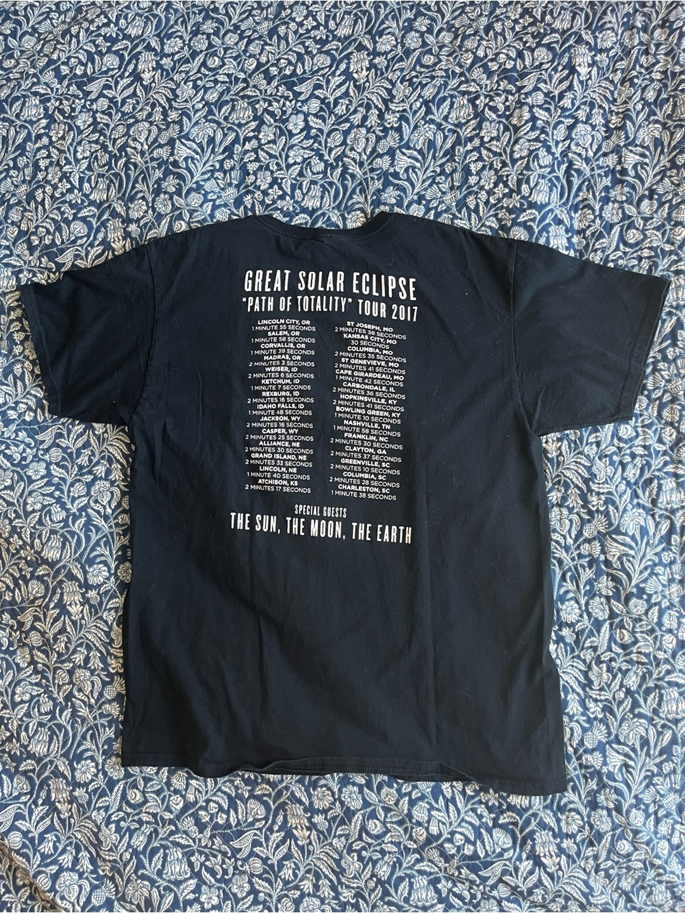 Vintage Y2K Solar Eclipse Band Tour Tee - Black